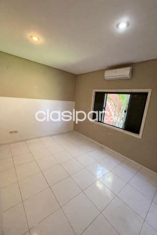 Casa para oficina en San Lorenzo, bº san felipe cod 5690