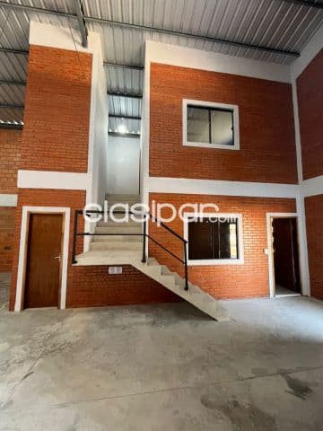 Deposito en Mariano Roque Alonso, foto 1