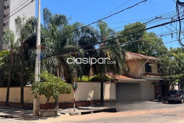 Residencia en esquina sobre Molas Lopez — foto 5