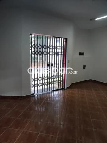 Mr alonso: Ubicación ideal! 720 m2, impecable deposito + oficinas, apto p/ monta carga, foto 3