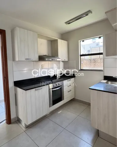 Coqueta casa en barrio cerrado en Luque, zona los jardines...!!!, foto 3