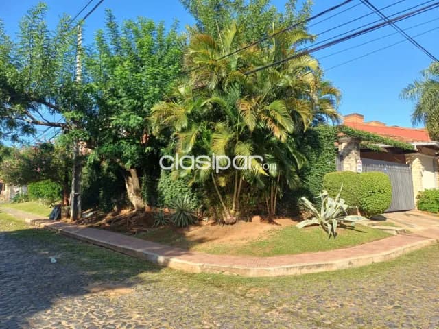 En venta chalet en esquina – Barrio Mburucuyá — foto 3