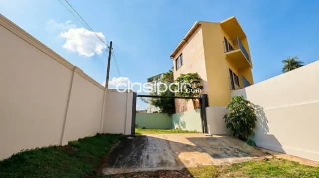 amplio terreno 3238 m2 en Fernando de la Mora Zona Norte — foto 2