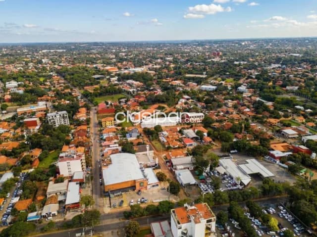 amplio terreno 3238 m2 en Fernando de la Mora Zona Norte — foto 3