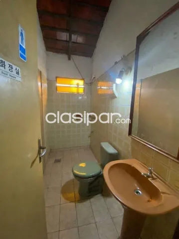 casa con local gastronómico en el barrio Pettirossi de Asunción, foto 3