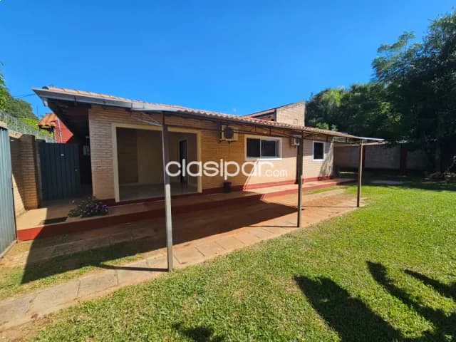 Casa en loma merlo Luque — foto 3