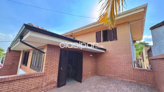 En venta amplia casa en Vista Alegre - Asunción, foto 3