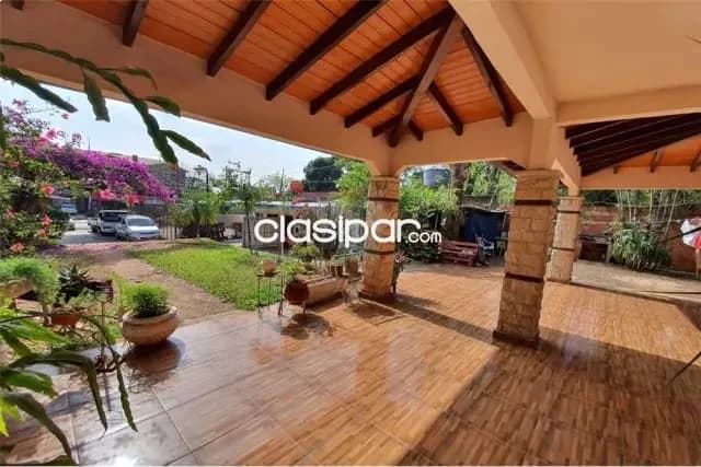 Residencia ubicada sobre manuel ortiz guerrero c/ kubitschek- San Lorenzo — foto 4