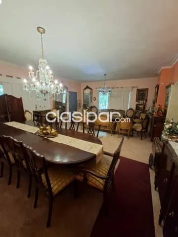 Amplia propiedad sobre avenida en venta - barrio Las Mercedes — foto 5