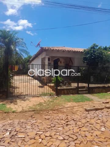 CASA EN ITAUGUÁ‼️ 📍EXCELENTE UBICACIÓN ✨️Totalmente asfaltado hasta llegar — foto 2