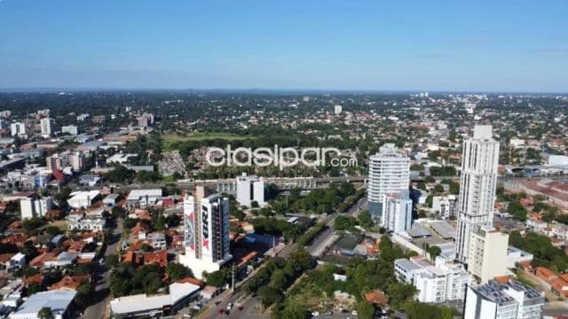 terreno 600m2 sobre la avenida Santa Teresa Asunción (z/ Paseo la galería) — foto 1