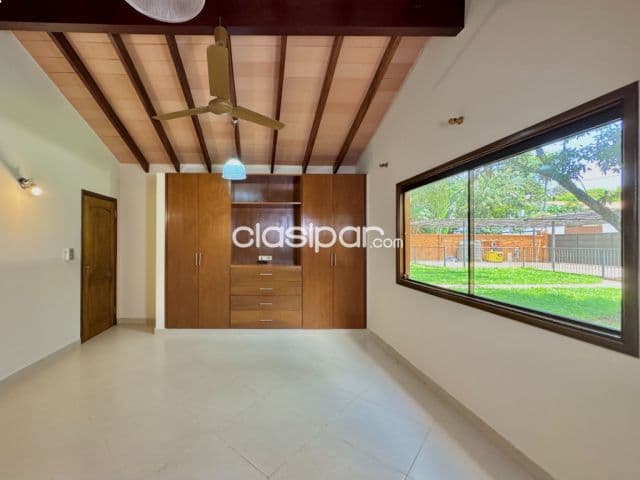 For sale — house — paraguay — cordillera — San Bernardino — cristóbal colón neighborhood