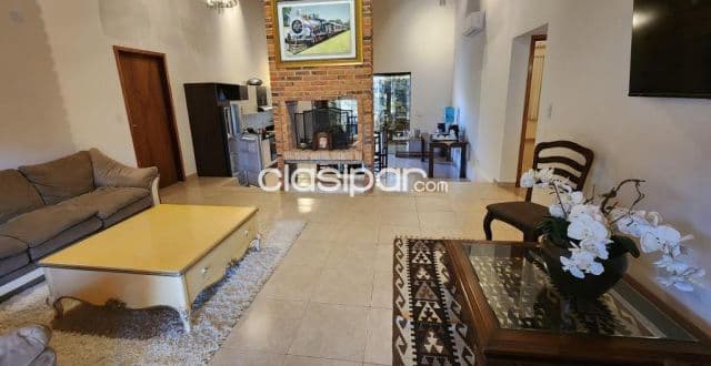 Casa de 3 Dormitorios en San Bernardino - CLHO7784592