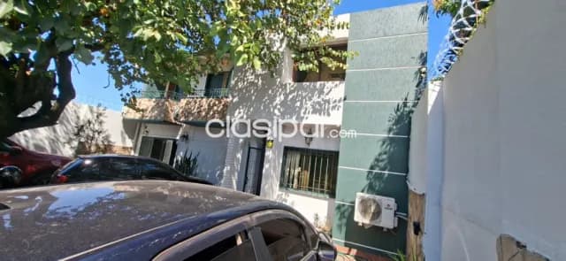 propiedad Casa sobre Madame Lynch — foto 2