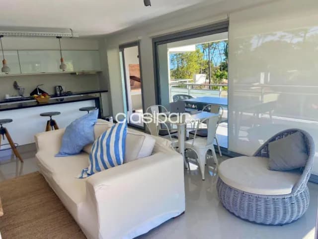 Punta del este, playa brava, uruguay: Confortable depto. En venta, parada 22, 2 suites, foto 3