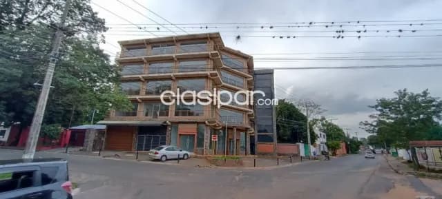 Villa Elisa: Gran edificio corporativo en alquiler, salones, gimnasios, consultorios, ofic, foto 3