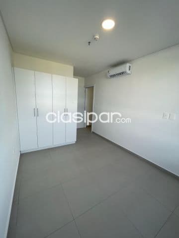 Departamento en asuncion sobre gral. Santos cod 6316