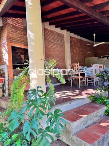 URGENTE 15 días – Casa Zona Yacht Lambaré con piscina, quincho y 714 m², foto 5