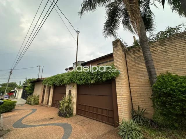 Amplia residencia de 4 dormitorios en asuncion barrio Jara cod 5795, foto 2