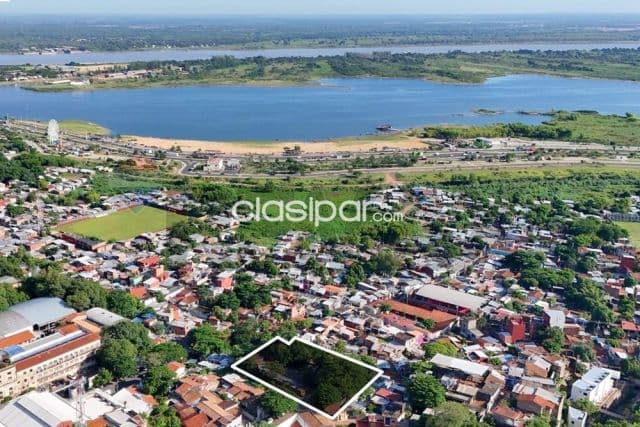 Terreno con vista a la costanera de Asunción
