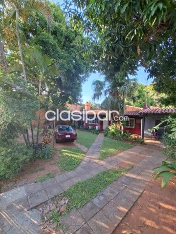 propiedad de 22 X 35 m2 en Luque zona plaza madero