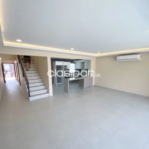 duplex a estrenar de 3 dormitorios en Luque — foto 3