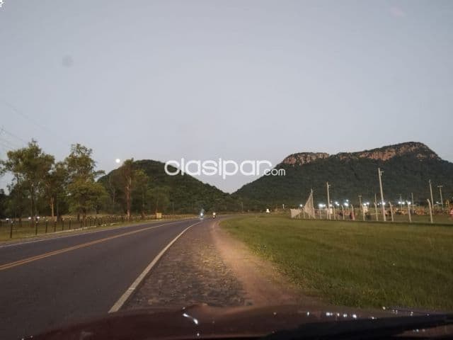 En paraguari - mbatovi....8 has