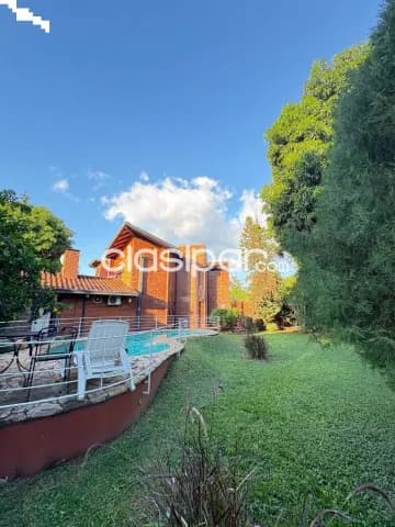 Amlia propiedad en barrio mburucuyá, foto 3
