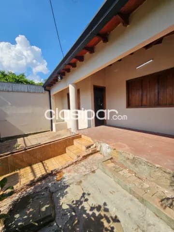 Casa de 4 dormitorios con salon comercial en Ñemby barrio Pai Ñu en esquina, foto 3