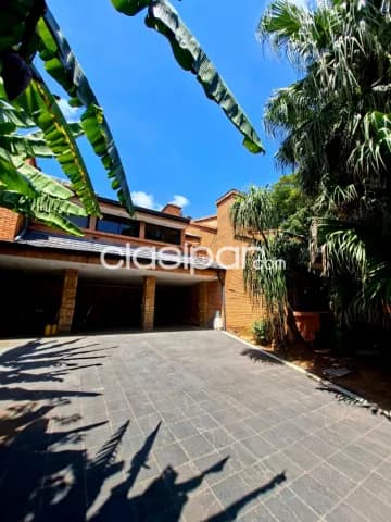 Amplia residencia en asuncion- mcal estigarribia, foto 2