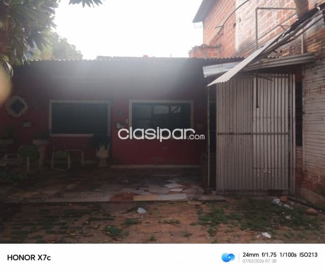 Terreno :36x50 con tinglado de:1.800m2 en Barrio Primavera Luque