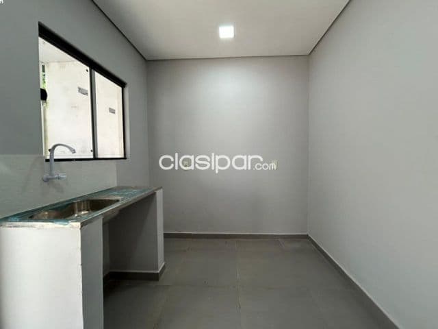 Duplex a estrenar en Ñemby - b. Mbokajaty de dos dormitorios