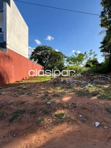 Terreno en San Lorenzo - barrio san isidro