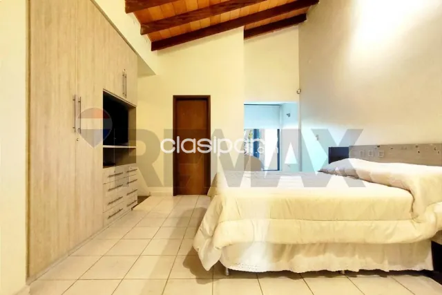 Duplex c/piscina y area de servicio completa Las Lomas-Carmelitas zona casa rica, foto 3