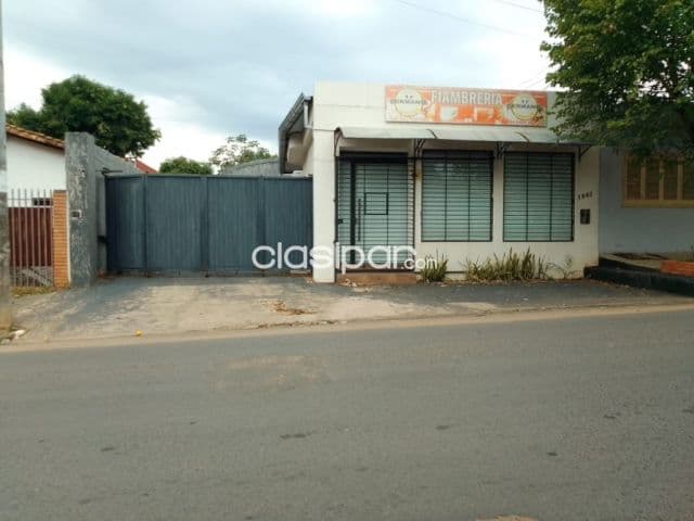 S039. VENDO Local Comercial con Tinglado, oficinas y salón comercial en Fdo zona Sur!