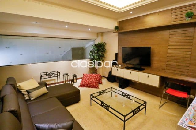 Preciosa residencia en el barrio Las Lomas