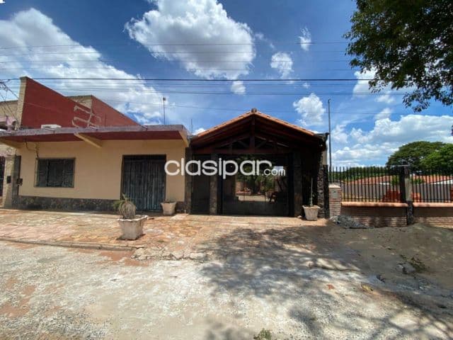 Casa de 4 dormitorios en Villa Elisa – barrio villa bonita