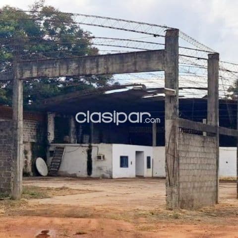 terreno nivelado para depósito en Mariano Roque Alonso