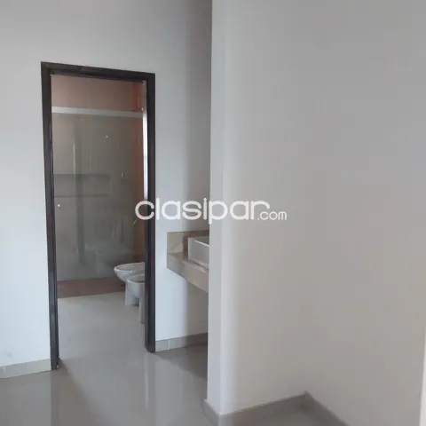 duplex en cuarto barrio Luque, foto 4
