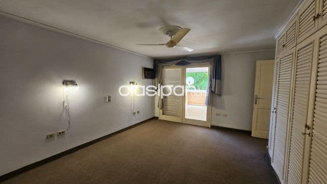 Casa en esquina – barrio mariscal lópez | Asunción
