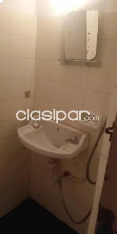 en el centro mismo de asuncion un local con baño ideal para oficina — foto 3