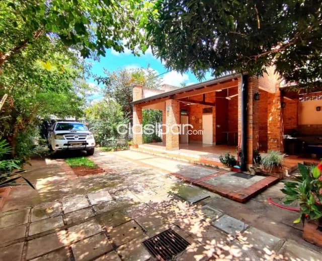 Hermosa casa de 3 dormitorios en barrio molino de Luque, zona colegio de policias — foto 4