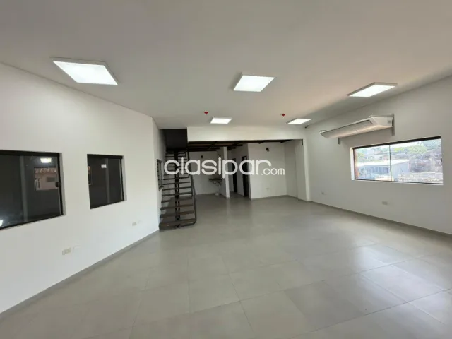 Parque Industrial con Showroom - San Lorenzo - Zona Palacio de Justicia — foto 5