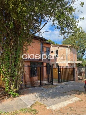 Duplex en Lambaré con renta incluida