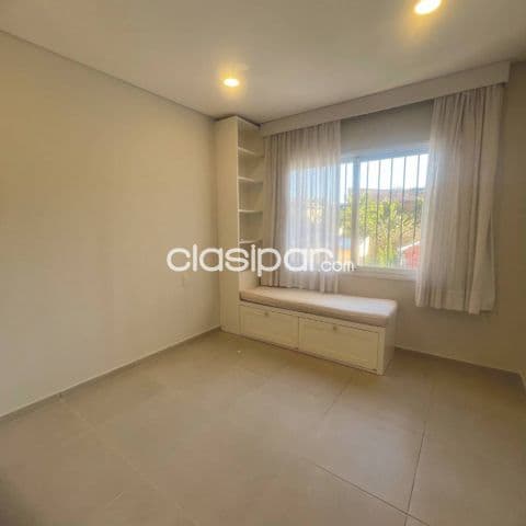 Casa pareada | barrio mburucuyá — foto 1