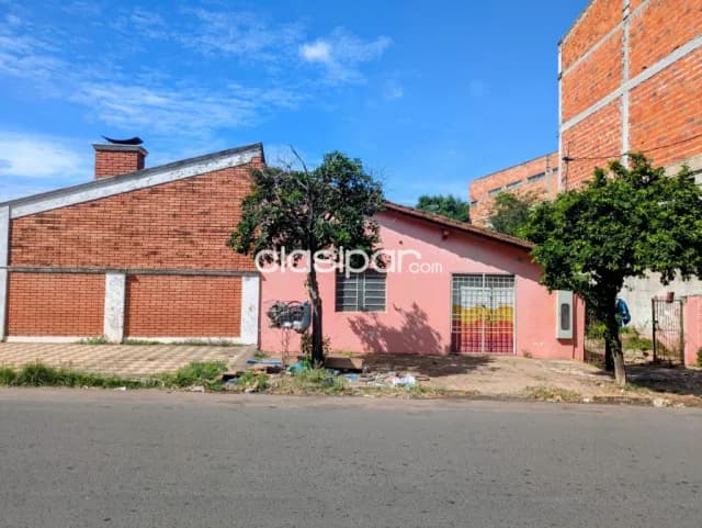 Casa Fernando de la Mora Zona Sur - 480m² - 6 Hab — foto 2