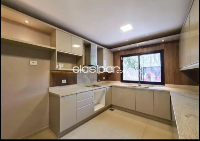 O alquilo duplex en el barrio cerrado colinas del yacht cod 5116, foto 3