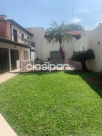Manora en venta: 600 m2, elegante residencia, 4 suites, jardin, piscina, 470.000 usd
