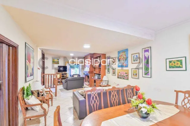 Casa en venta en Lambaré – Bo. Kennedy, foto 4