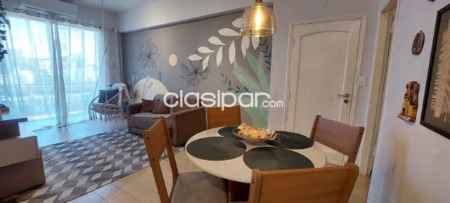 departamento en el centro de Encarnación: 2 habitaciones y 2 baños